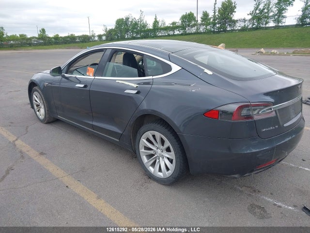 Продажа на аукционе авто 2016 Tesla Model S, vin: 5YJSA1E21GF154301, номер лота: 12615292