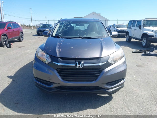 2017 Honda Hr-v Lx მანქანა იყიდება აუქციონზე, vin: 3CZRU6H32HM100715, აუქციონის ნომერი: 12615295