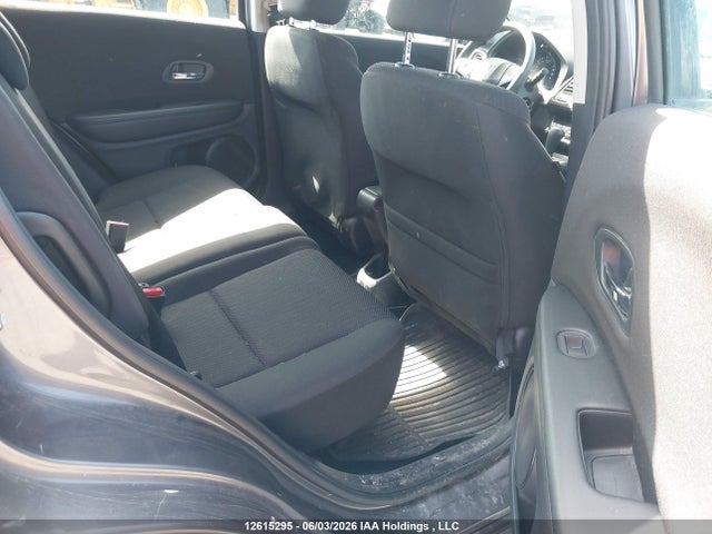 2017 Honda Hr-v Lx მანქანა იყიდება აუქციონზე, vin: 3CZRU6H32HM100715, აუქციონის ნომერი: 12615295