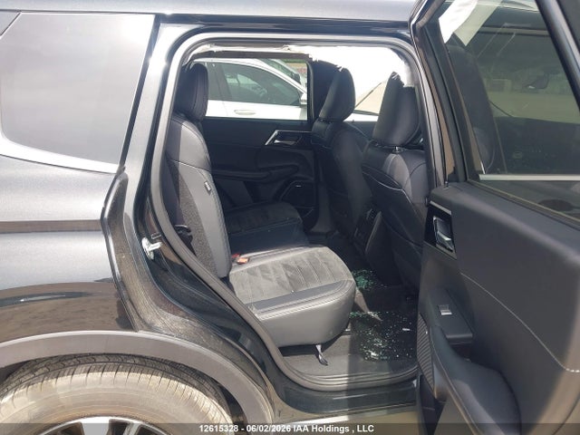 Продаж на аукціоні авто 2025 Mitsubishi Outlander, vin: JA4J4VA89SZ622146, номер лоту: 12615328