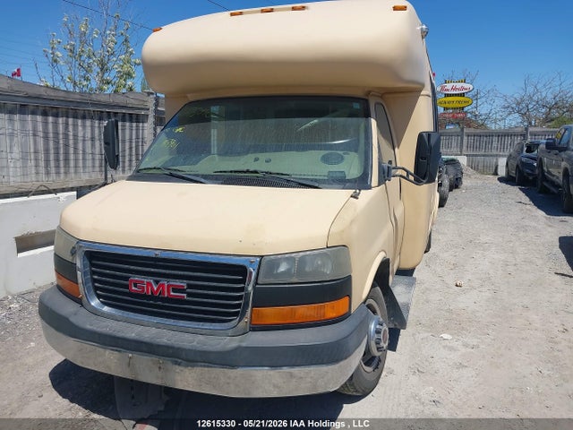 12615330 :رقم المزاد ، 1GDJG316281179017 vin ، 2008 Gmc Savana G35  Cutaway مزاد بيع