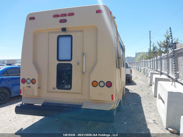 12615330 :رقم المزاد ، 1GDJG316281179017 vin ، 2008 Gmc Savana G35  Cutaway مزاد بيع