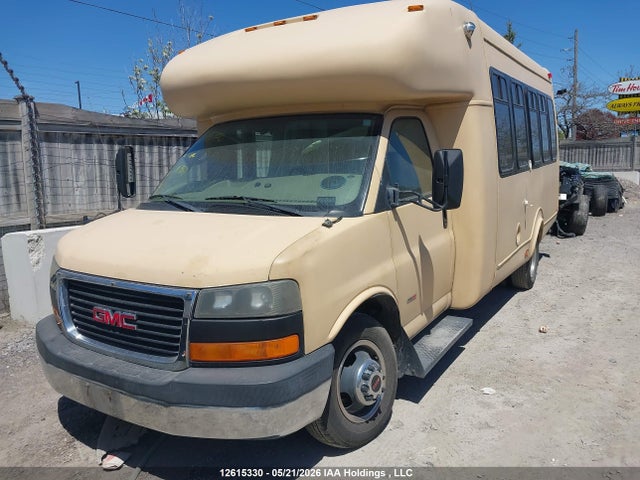 12615330 :رقم المزاد ، 1GDJG316281179017 vin ، 2008 Gmc Savana G35  Cutaway مزاد بيع