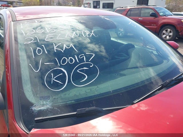KMHLM4AG8MU100197 Hyundai ELANTRA SEL