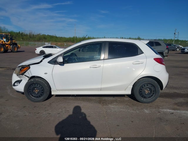 12615353 :رقم المزاد ، JM1DE1HYXB0104291 vin ، 2011 Mazda Mazda2 مزاد بيع