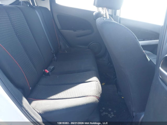 12615353 :رقم المزاد ، JM1DE1HYXB0104291 vin ، 2011 Mazda Mazda2 مزاد بيع