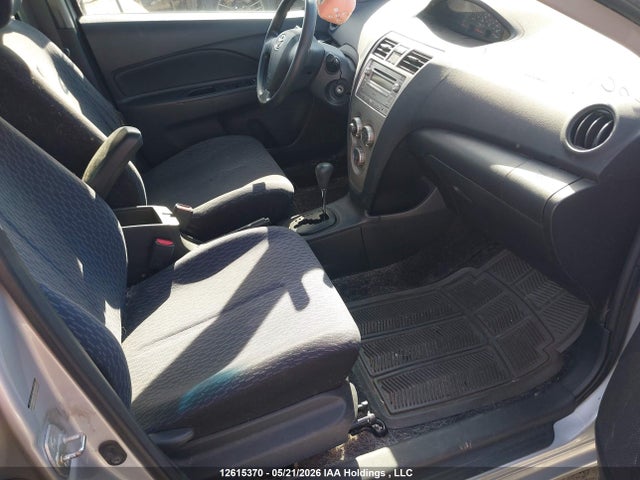 2010 Toyota Yaris მანქანა იყიდება აუქციონზე, vin: JTDBT4K3XA1386601, აუქციონის ნომერი: 12615370