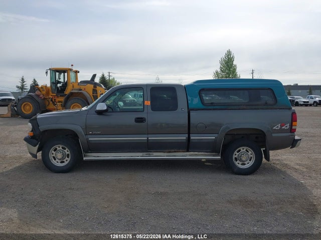 Aukcja sprzedaży 2000 Chevrolet Silverado K2500, vin: 1GCGK29U8YE158675, numer aukcji: 12615375