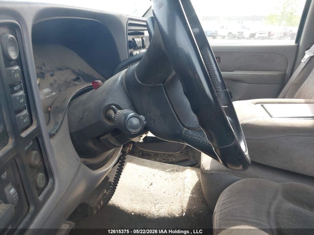 Aukcja sprzedaży 2000 Chevrolet Silverado K2500, vin: 1GCGK29U8YE158675, numer aukcji: 12615375