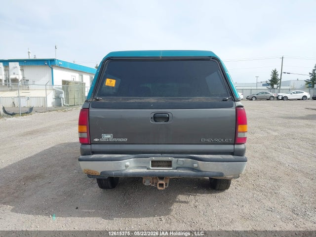 Aukcja sprzedaży 2000 Chevrolet Silverado K2500, vin: 1GCGK29U8YE158675, numer aukcji: 12615375