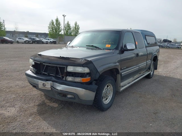 Aukcja sprzedaży 2000 Chevrolet Silverado K2500, vin: 1GCGK29U8YE158675, numer aukcji: 12615375
