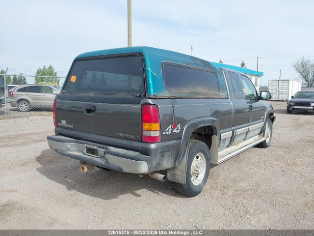 Aukcja sprzedaży 2000 Chevrolet Silverado K2500, vin: 1GCGK29U8YE158675, numer aukcji: 12615375