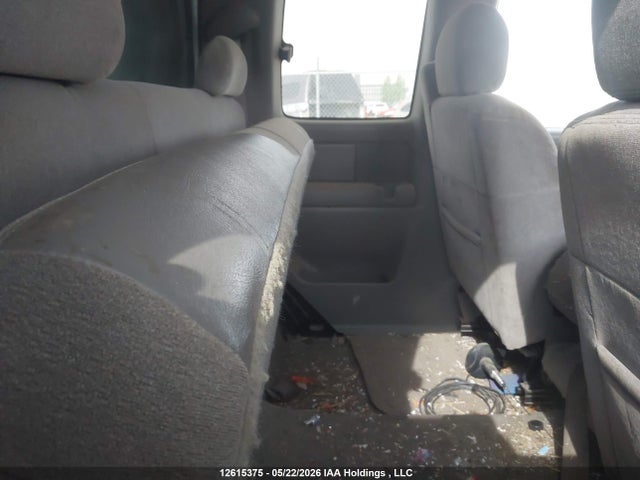 Aukcja sprzedaży 2000 Chevrolet Silverado K2500, vin: 1GCGK29U8YE158675, numer aukcji: 12615375