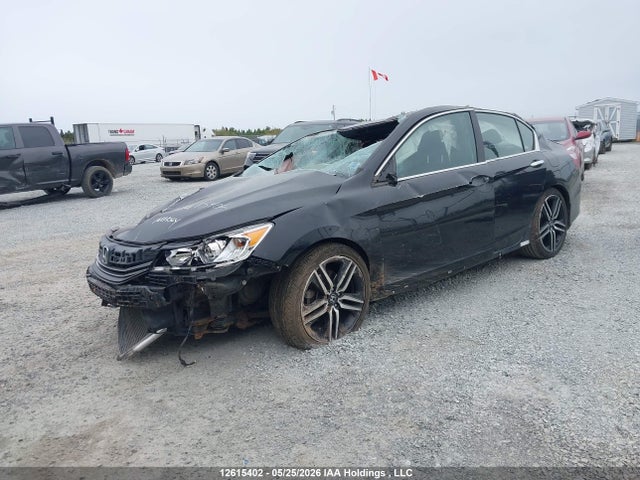 2017 Honda Accord Sport მანქანა იყიდება აუქციონზე, vin: 1HGCR2F51HA807006, აუქციონის ნომერი: 12615402