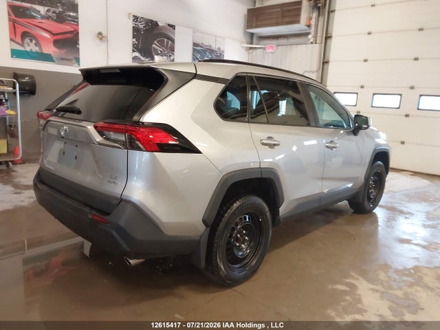 Продаж на аукціоні авто 2021 Toyota Rav4, vin: 2T3B1RFV5MC225644, номер лоту: 12615417