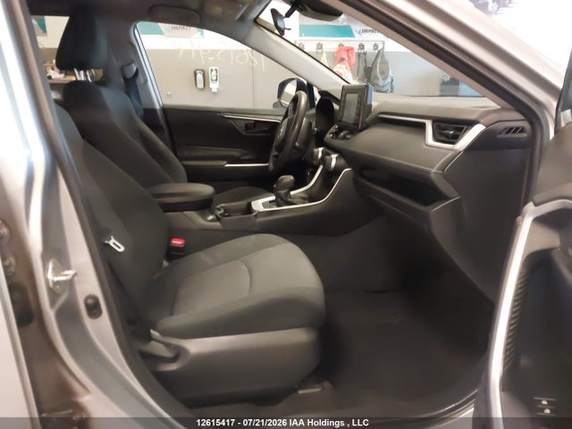 Продаж на аукціоні авто 2021 Toyota Rav4, vin: 2T3B1RFV5MC225644, номер лоту: 12615417