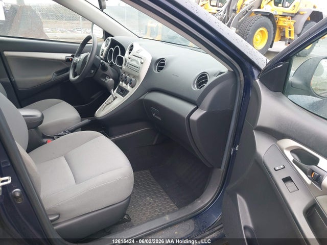 12615424 :رقم المزاد ، 2T1KU4EE4CC867680 vin ، 2012 Toyota Matrix مزاد بيع