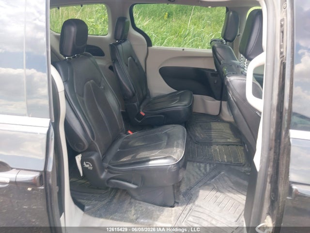 Chrysler Pacifica 2017 2C4RC1GGXHR846242 Image 8