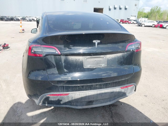 Tesla Model Y Long Range/rwd 2024 7SAYGDED2RF071848 Image 17