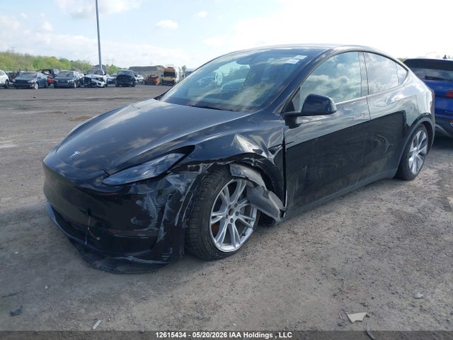 Tesla Model Y Long Range/rwd 2024 7SAYGDED2RF071848 Image 2
