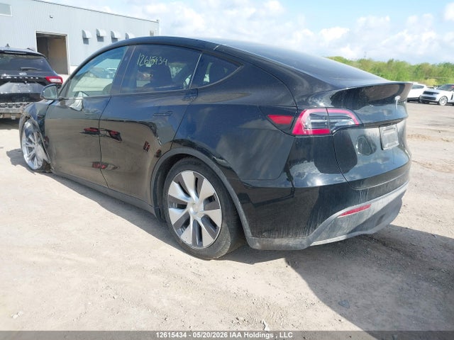 Tesla Model Y Long Range/rwd 2024 7SAYGDED2RF071848 Image 3