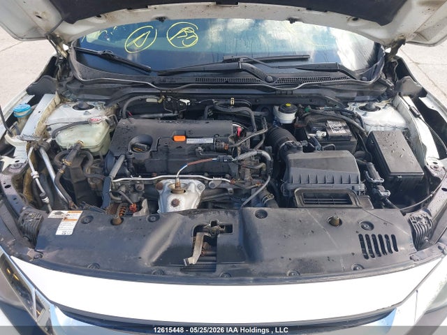 Honda Civic 2018 2HGFC2F61JH038344 Image 10