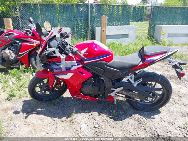 12615451 :رقم المزاد ، MLHPC7065S5100021 vin ، 2025 Honda Cbr500 Ra مزاد بيع