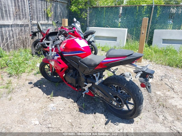 12615451 :رقم المزاد ، MLHPC7065S5100021 vin ، 2025 Honda Cbr500 Ra مزاد بيع