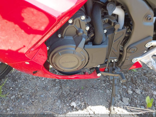 12615451 :رقم المزاد ، MLHPC7065S5100021 vin ، 2025 Honda Cbr500 Ra مزاد بيع