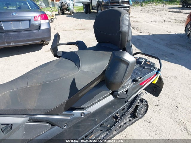 2BPSUEMC9MV000080 Skidoo Skidoo.