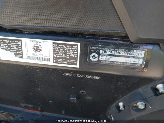 2BPSUEMC9MV000080 Skidoo Skidoo.