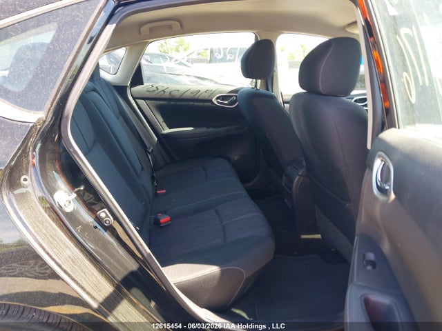 2017 Nissan Sentra 1.8 S/1.8 Sl/1.8 Sv მანქანა იყიდება აუქციონზე, vin: 3N1AB7AP7HY356176, აუქციონის ნომერი: 12615454