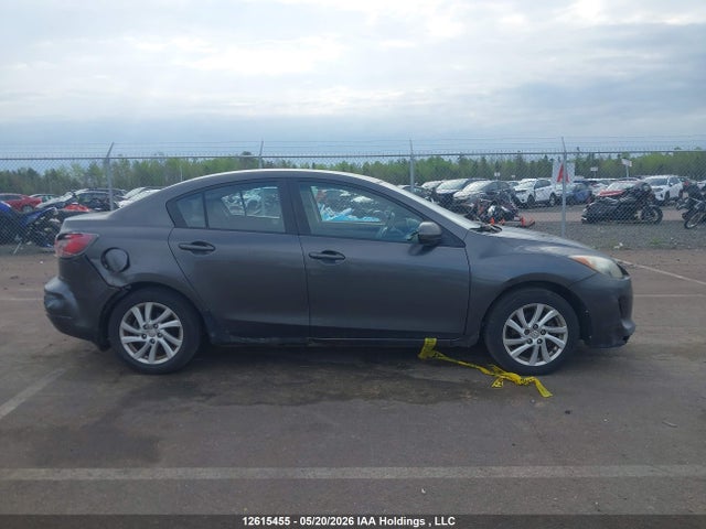 12615455 :رقم المزاد ، JM1BL1V74C1572201 vin ، 2012 Mazda 3 I مزاد بيع