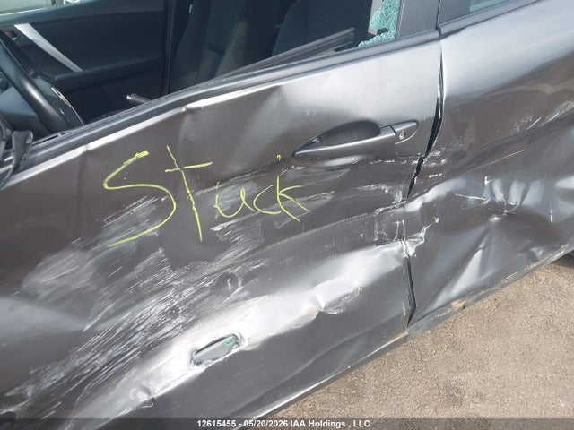 12615455 :رقم المزاد ، JM1BL1V74C1572201 vin ، 2012 Mazda 3 I مزاد بيع