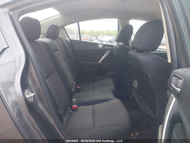 12615455 :رقم المزاد ، JM1BL1V74C1572201 vin ، 2012 Mazda 3 I مزاد بيع