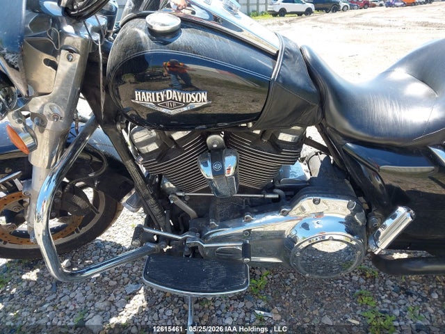 12615461 :رقم المزاد ، 5HD1FBCA0HB619367 vin ، 2017 Harley-davidson Flhr Road King مزاد بيع