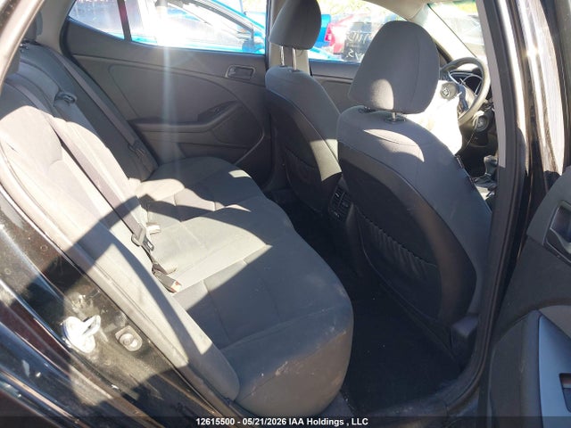 Продажа на аукционе авто 2015 Kia Optima Lx/lx Winter Edition, vin: KNAGM4A71F5572144, номер лота: 12615500