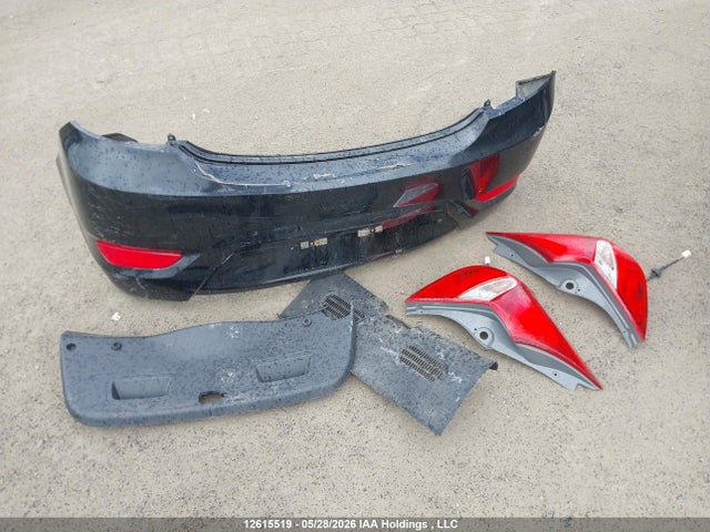 KMHCT5AE8GU303778 Hyundai ACCENT SE