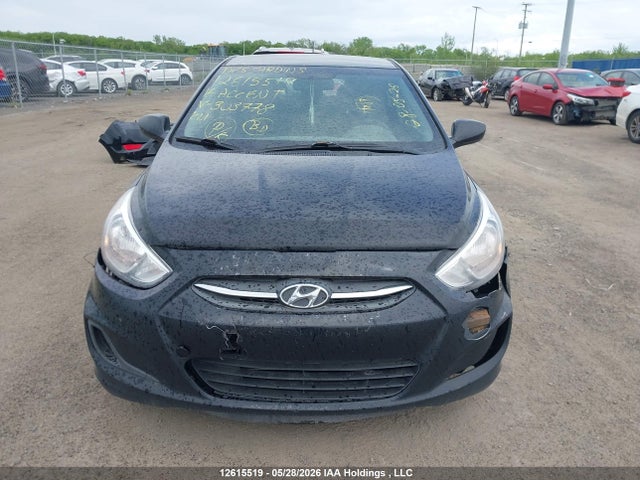 KMHCT5AE8GU303778 Hyundai ACCENT SE