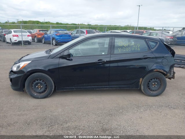KMHCT5AE8GU303778 Hyundai ACCENT SE