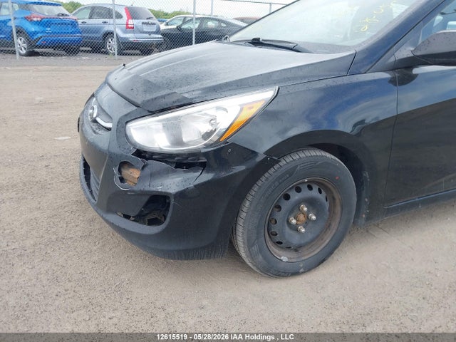 KMHCT5AE8GU303778 Hyundai ACCENT SE