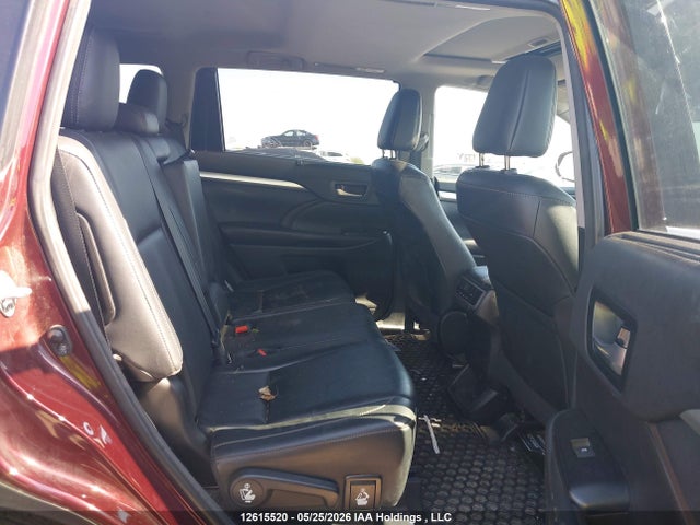 2018 Toyota Highlander Se/xle მანქანა იყიდება აუქციონზე, vin: 5TDJZRFH3JS857004, აუქციონის ნომერი: 12615520