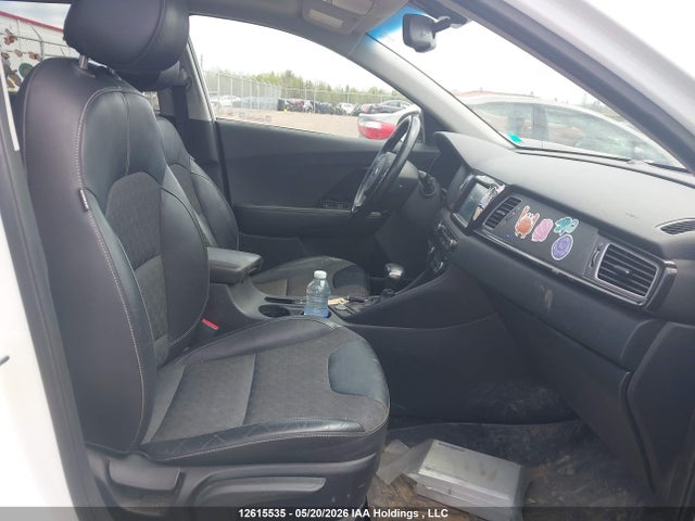 KNDCC3LC9K5321388 KIA Niro Ex/ex Premium