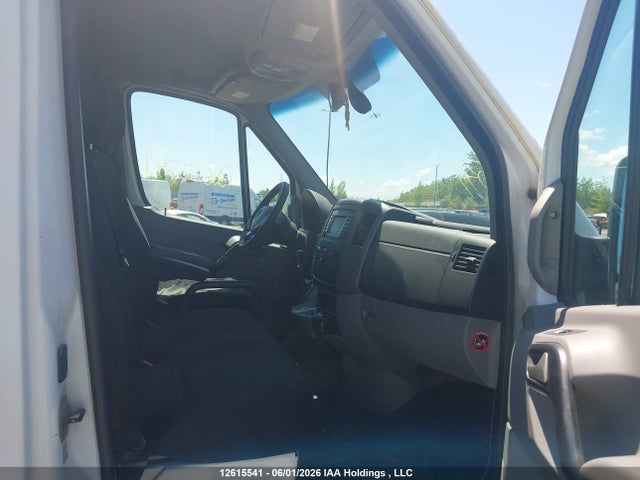 Продаж на аукціоні авто 2015 Mercedes-benz Sprinter 2500, vin: WD3CE8CC6FP157559, номер лоту: 12615541