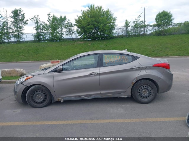 2013 Hyundai Elantra Gls/limited მანქანა იყიდება აუქციონზე, vin: 5NPDH4AE2DH152222, აუქციონის ნომერი: 12615546