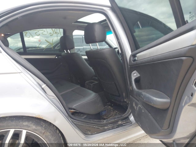 12615575 :رقم المزاد ، WBAEV33424KR27855 vin ، 2004 Bmw 325i مزاد بيع