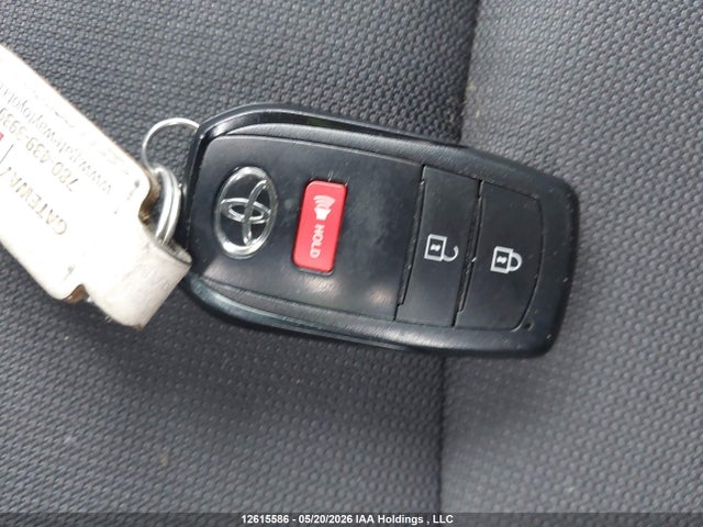 7MUCAABG4RV116554 Toyota Corolla Cross Le