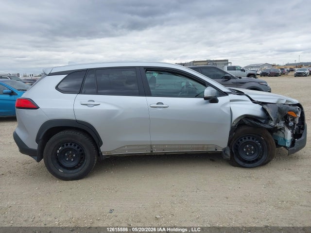 7MUCAABG4RV116554 Toyota Corolla Cross Le