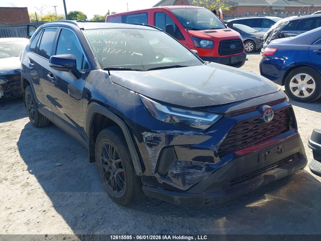 Продажа на аукционе авто 2022 Toyota Rav4, vin: 2T3RWRFV5NW142229, номер лота: 12615595
