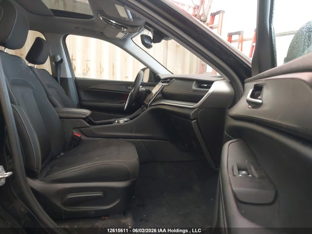 Продажа на аукционе авто 2023 Jeep Grand Cherokee Laredo/altitude, vin: 1C4RJHAG6PC640303, номер лота: 12615611